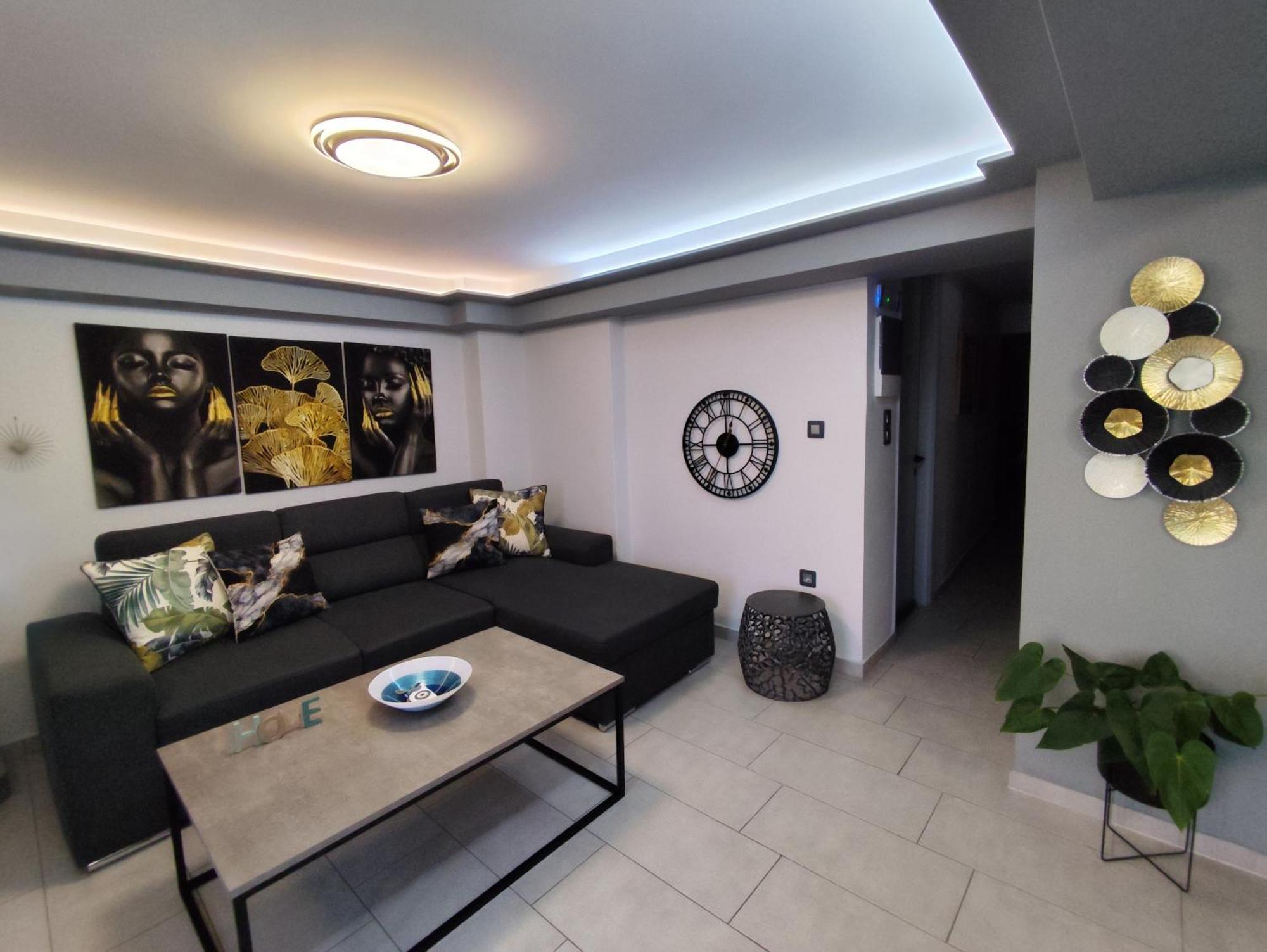 Anastasia'S Apartment With Yard 雅典 外观 照片